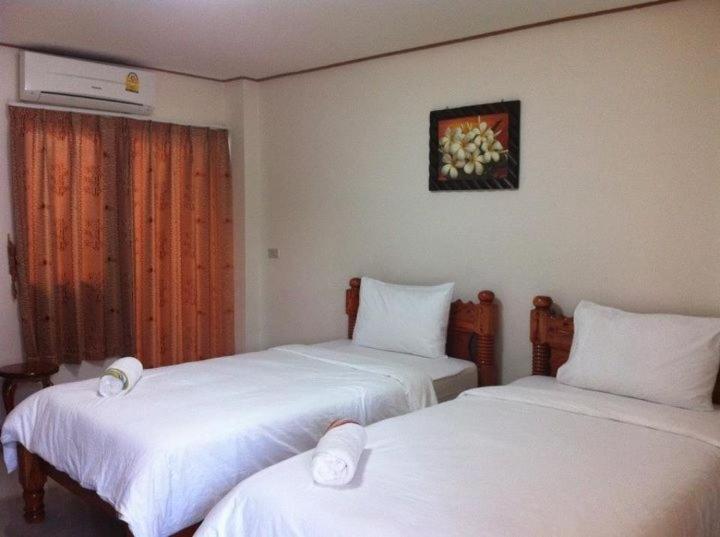Gongaew Mansion Hotel Ubon Ratchathani Room photo